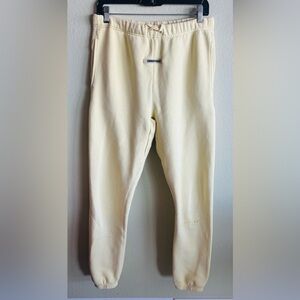 FEAR OF GOD ESSENTIALS SWEATPANTS IN GARDEN YELLOW SIZE:SMALL